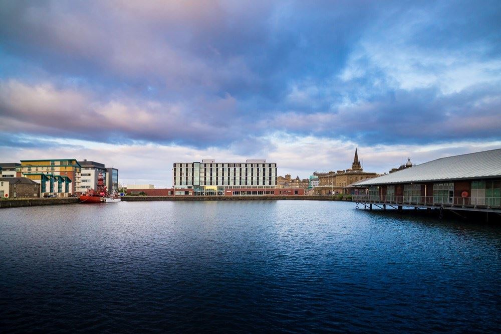 Apex City Quay Hotel