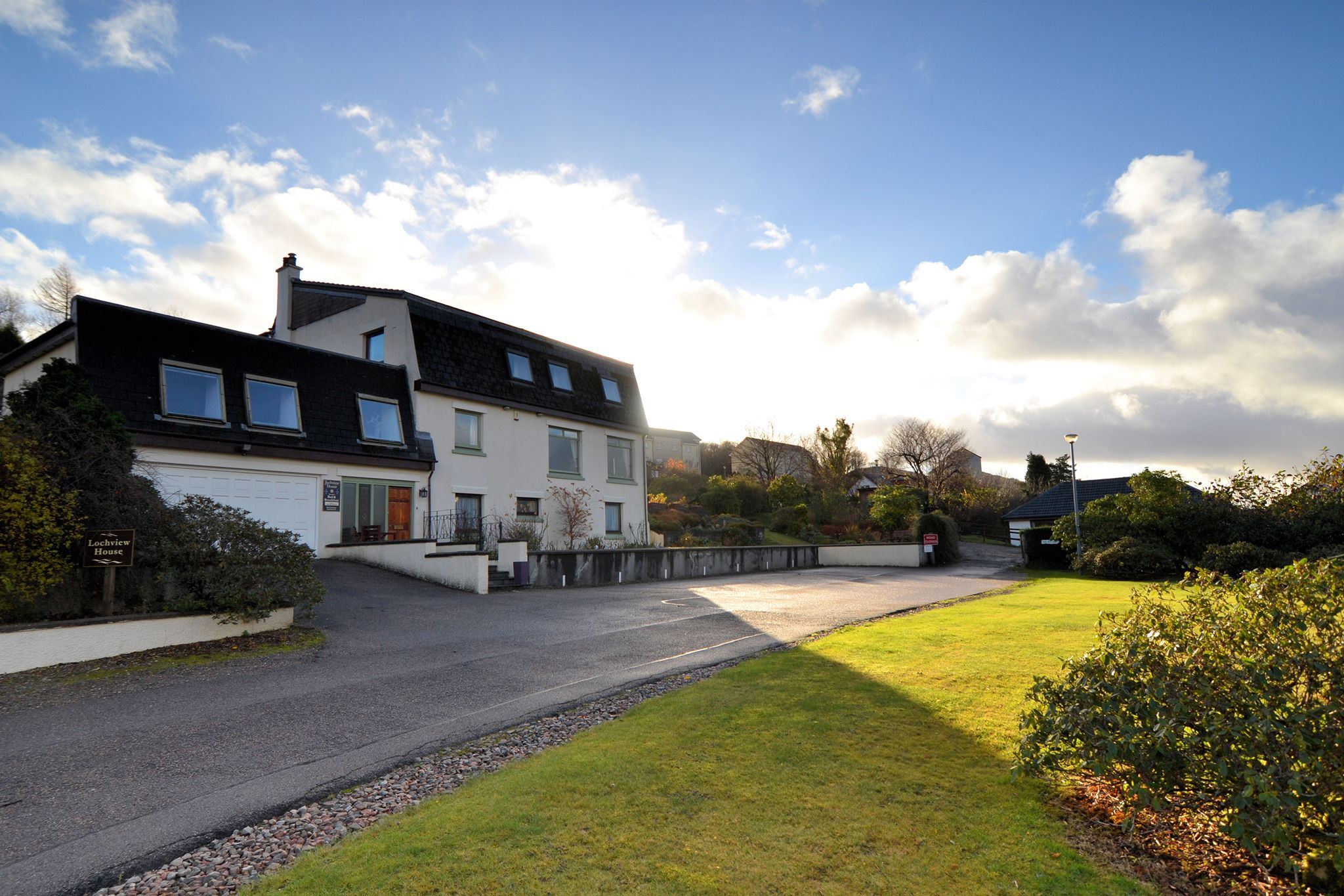 Lochview House