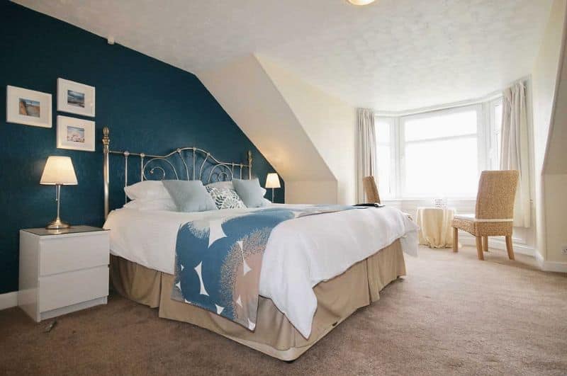 Girvan Guest House