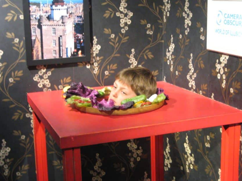 Camera Obscura Show